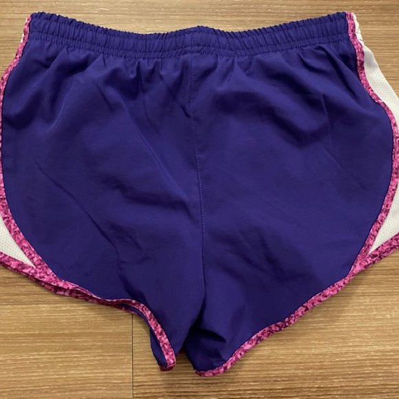 NIKE GIRLS ATHLETIC ELASTIC WAIST PULL ON SHORTS - Picture 2 of 2